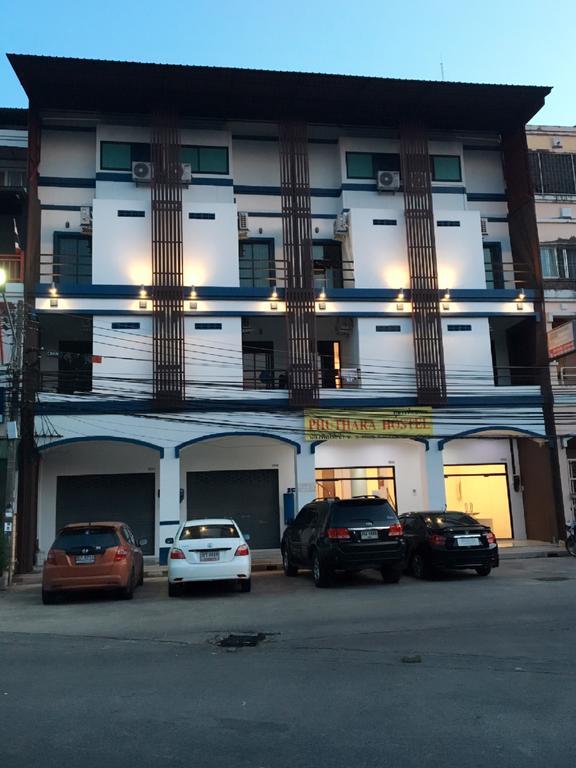 Phuthara Hostel Phuket Kültér fotó